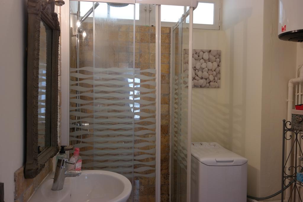 Penthouse Apartment Overlooking Place Carnot การ์กาซอน ภายนอก รูปภาพ